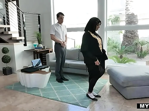 Arab Cougar Hungers For Young Cock- Kylie Kingston