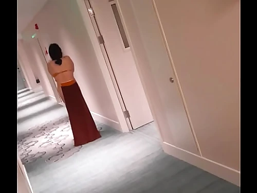 Beijing Dom: Asian slave ambling in motel