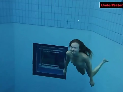 Juggling booty in a  underwater demonstrate